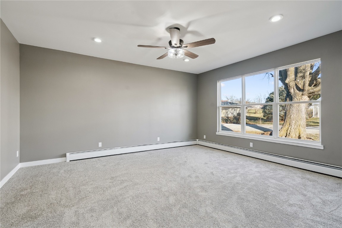 809 Jefferson Avenue Lowden IA 52255