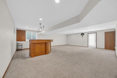 3607 Field Stone Place SW Cedar Rapids IA 52404