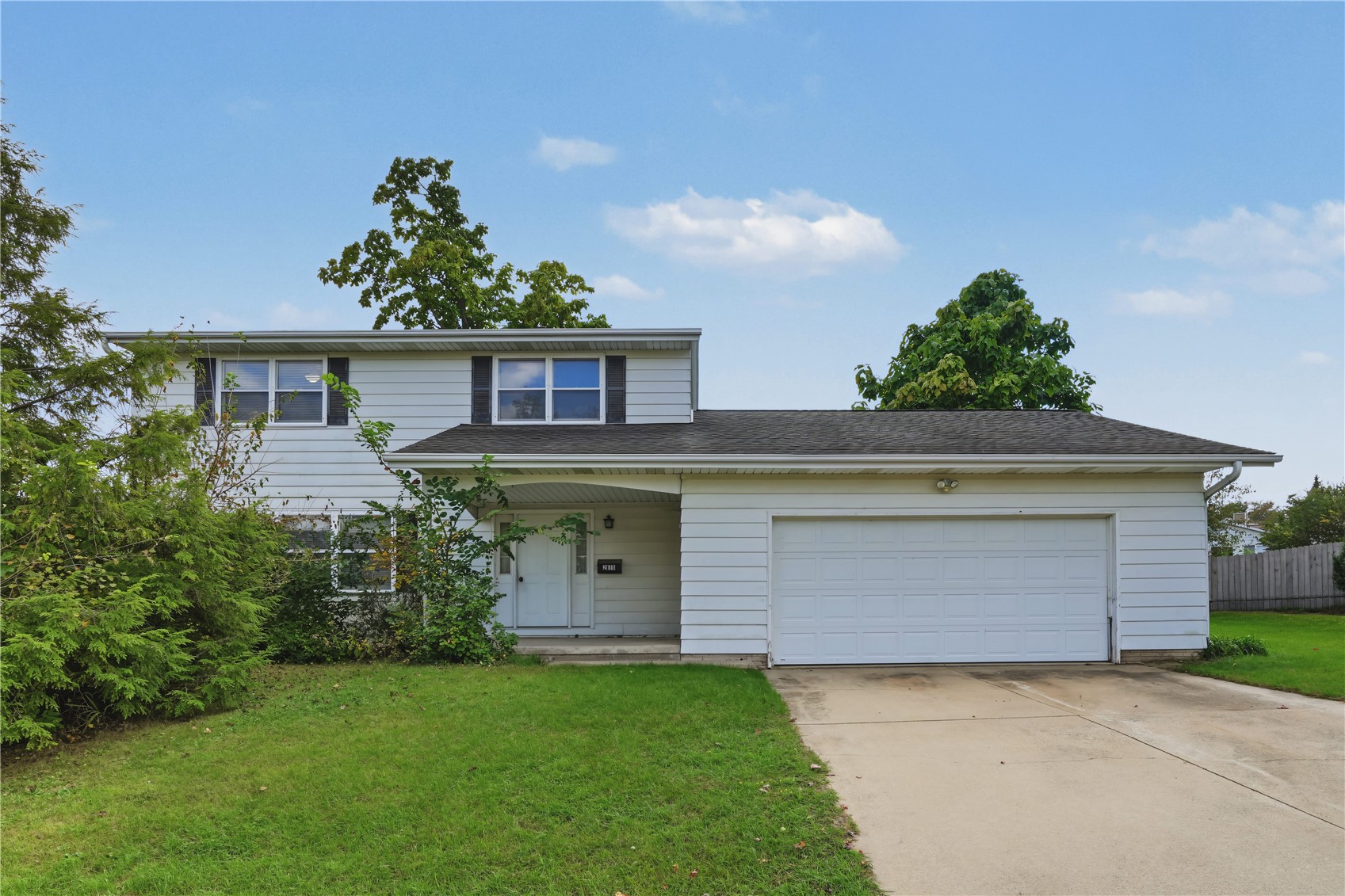 2815 Glen Elm NE Cedar Rapids IA 52402