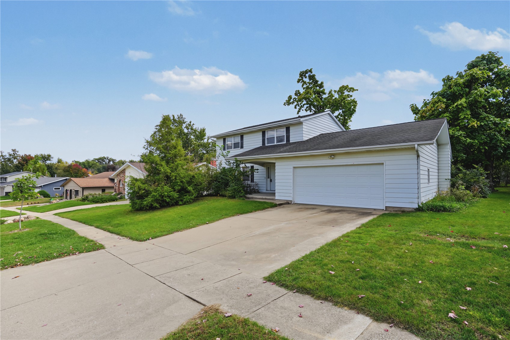 2815 Glen Elm NE Cedar Rapids IA 52402
