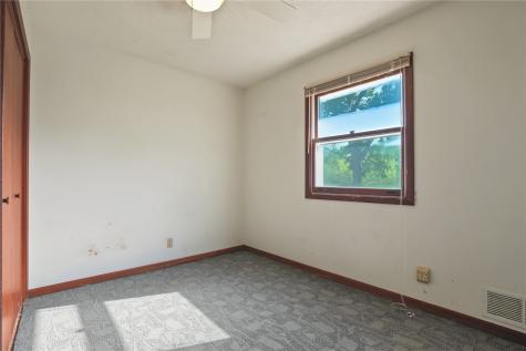 2815 Glen Elm NE Cedar Rapids IA 52402