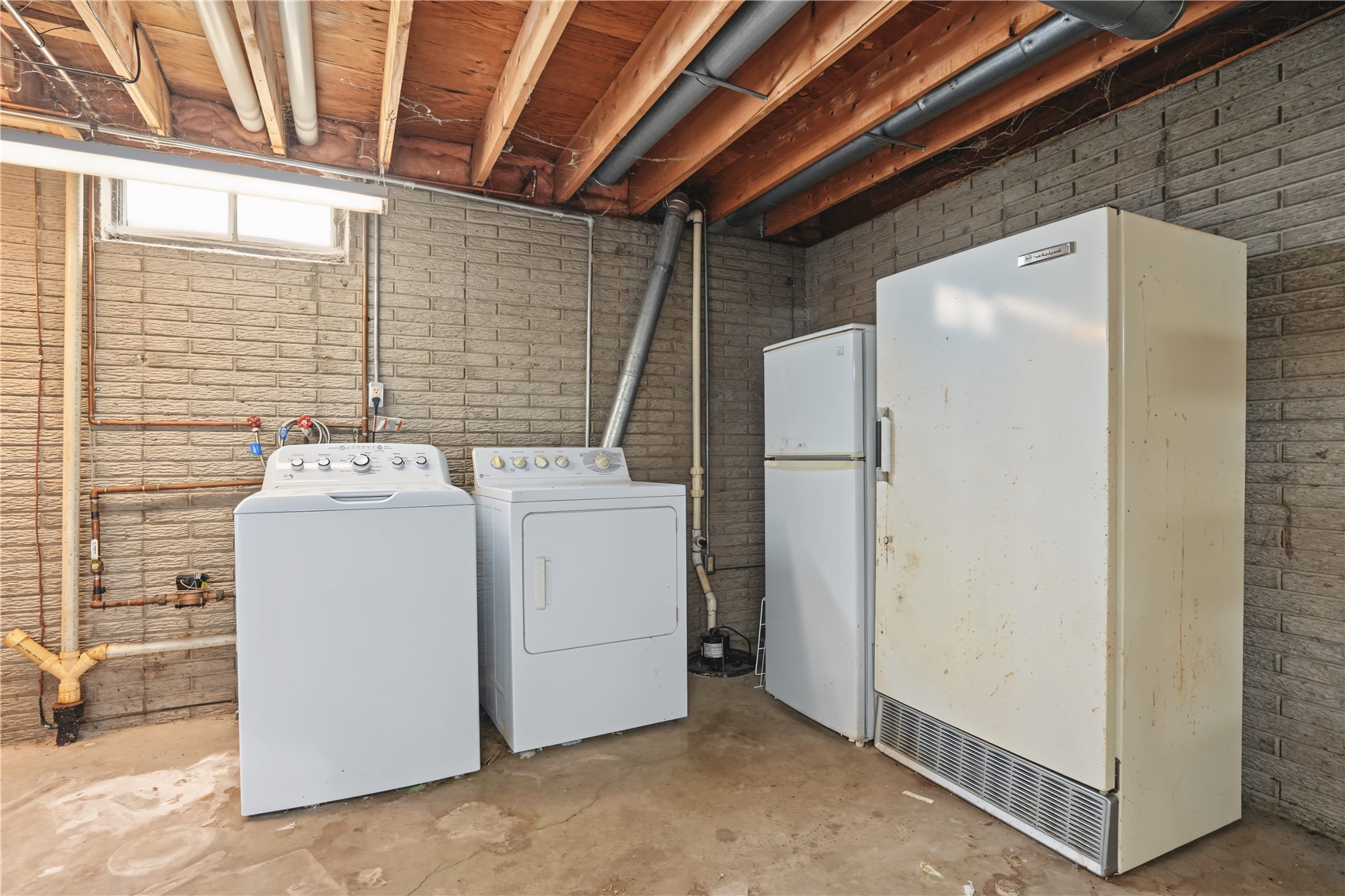 2815 Glen Elm NE Cedar Rapids IA 52402