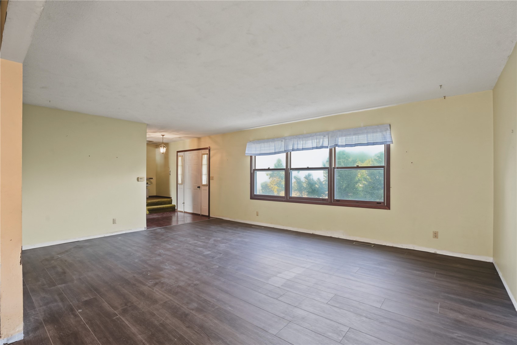 2815 Glen Elm NE Cedar Rapids IA 52402