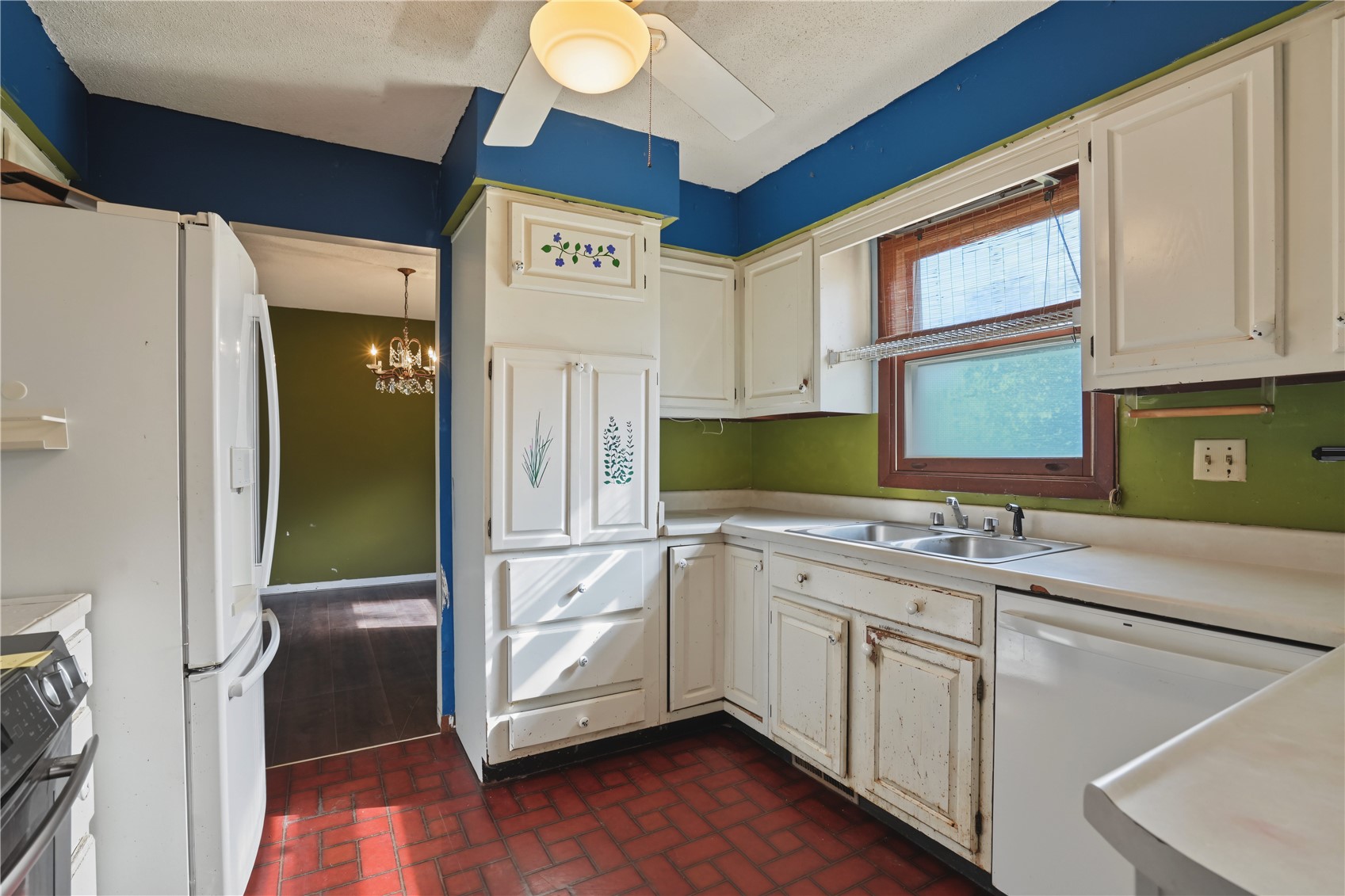 2815 Glen Elm NE Cedar Rapids IA 52402