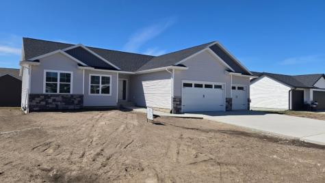 629 Pointer Circle Center Point IA 52213