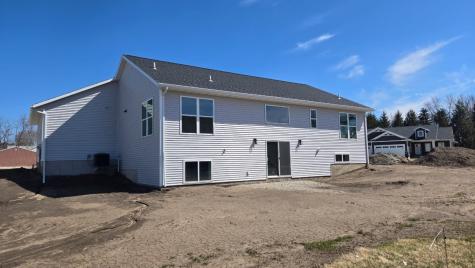 629 Pointer Circle Center Point IA 52213