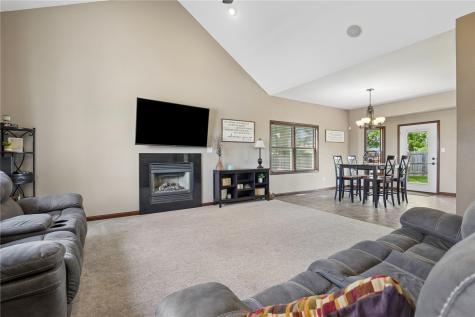 470 Irish Court Marion IA 52302
