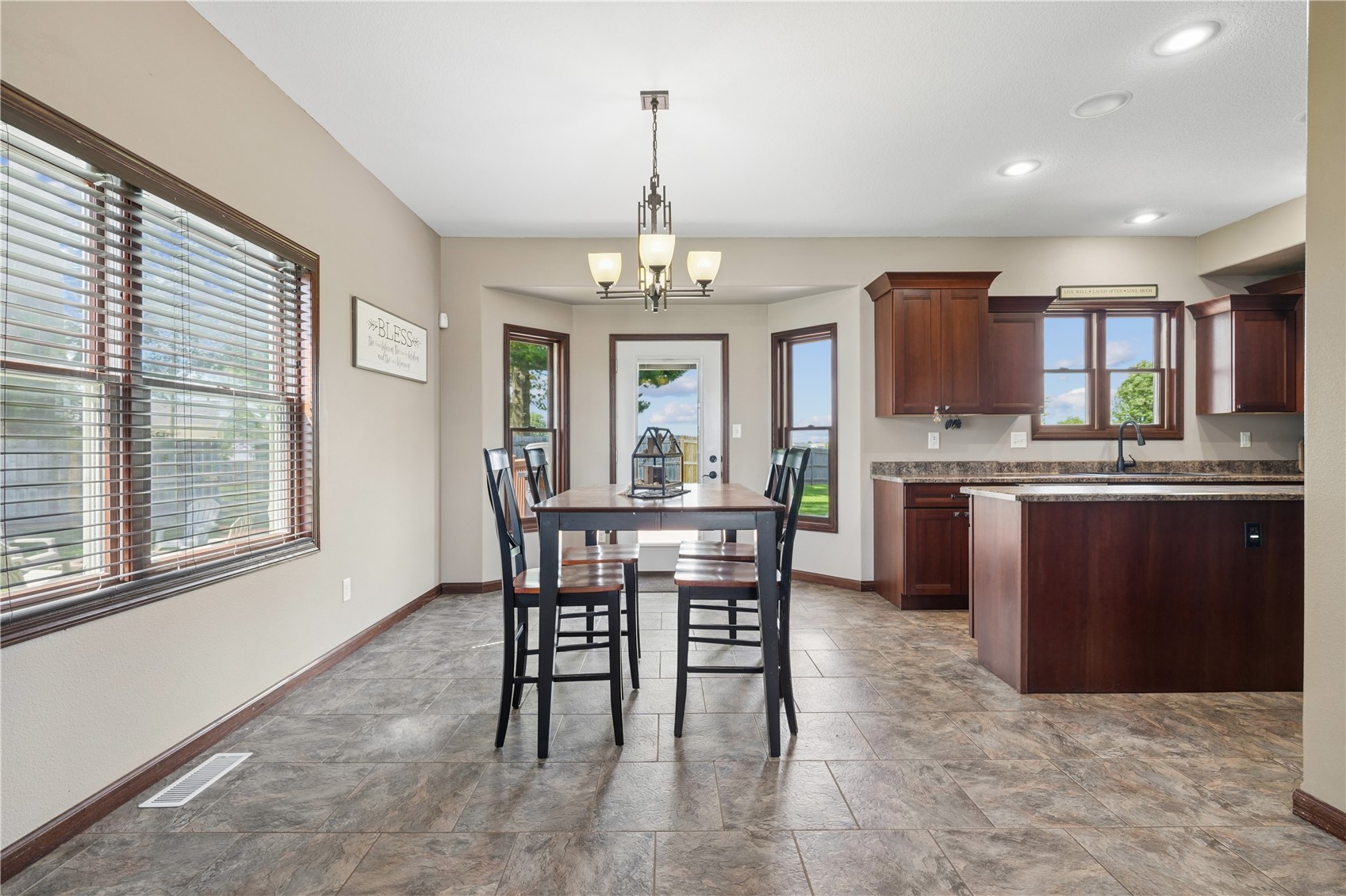 470 Irish Court Marion IA 52302
