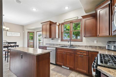 470 Irish Court Marion IA 52302