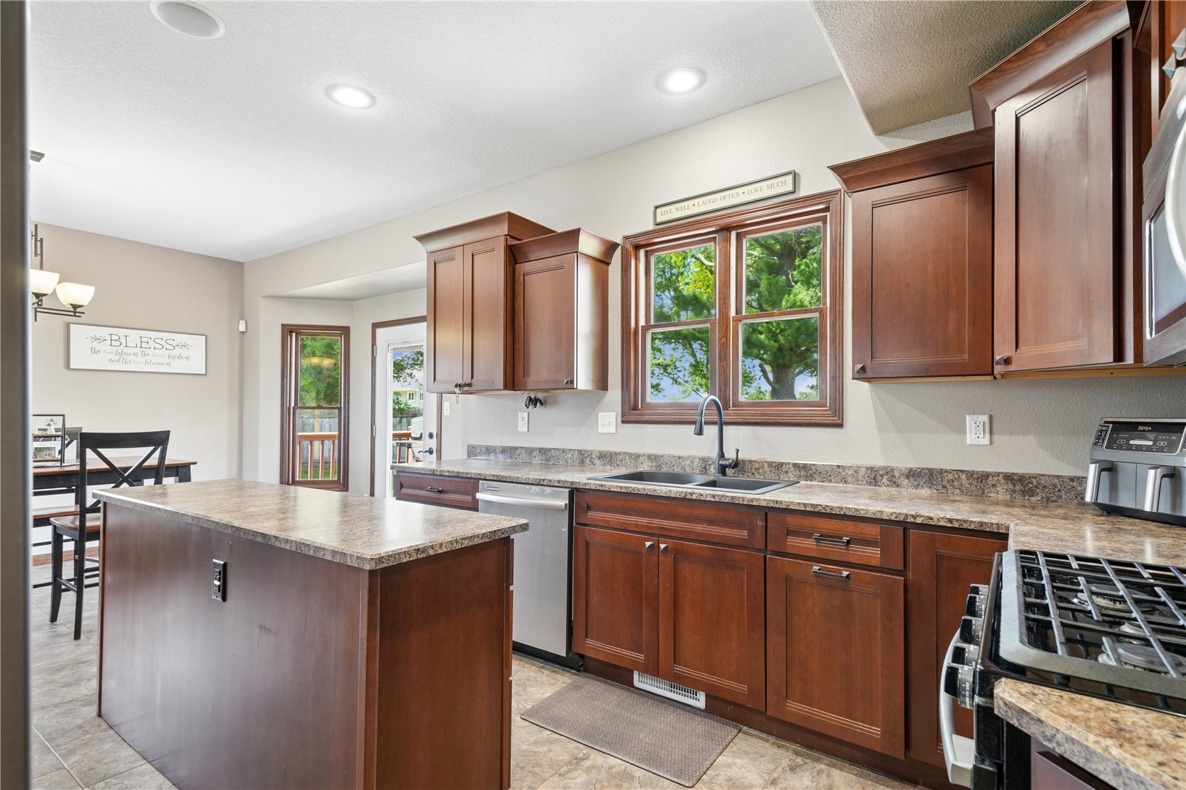 470 Irish Court Marion IA 52302