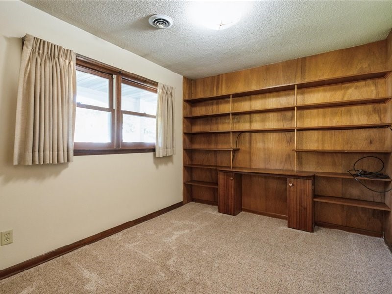270 Tomahawk Trail SE Cedar Rapids IA 52403