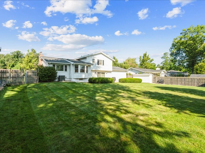 270 Tomahawk Trail SE Cedar Rapids IA 52403
