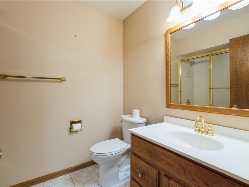 270 Tomahawk Trail SE Cedar Rapids IA 52403