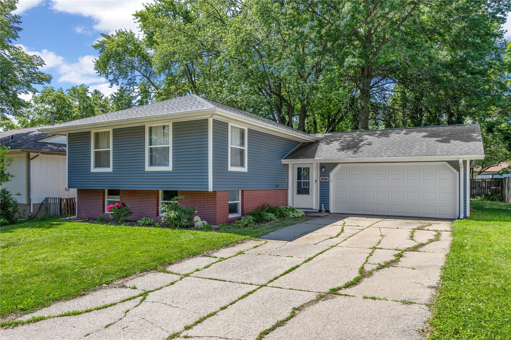 3365 Tulane Avenue Iowa City IA 52245
