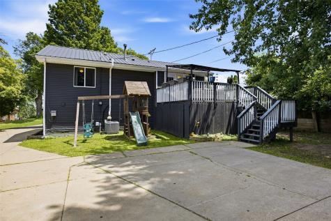 2154 26th Street NW Cedar Rapids IA 52405