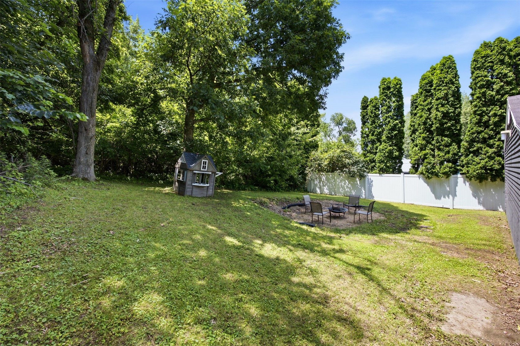 2154 26th Street NW Cedar Rapids IA 52405