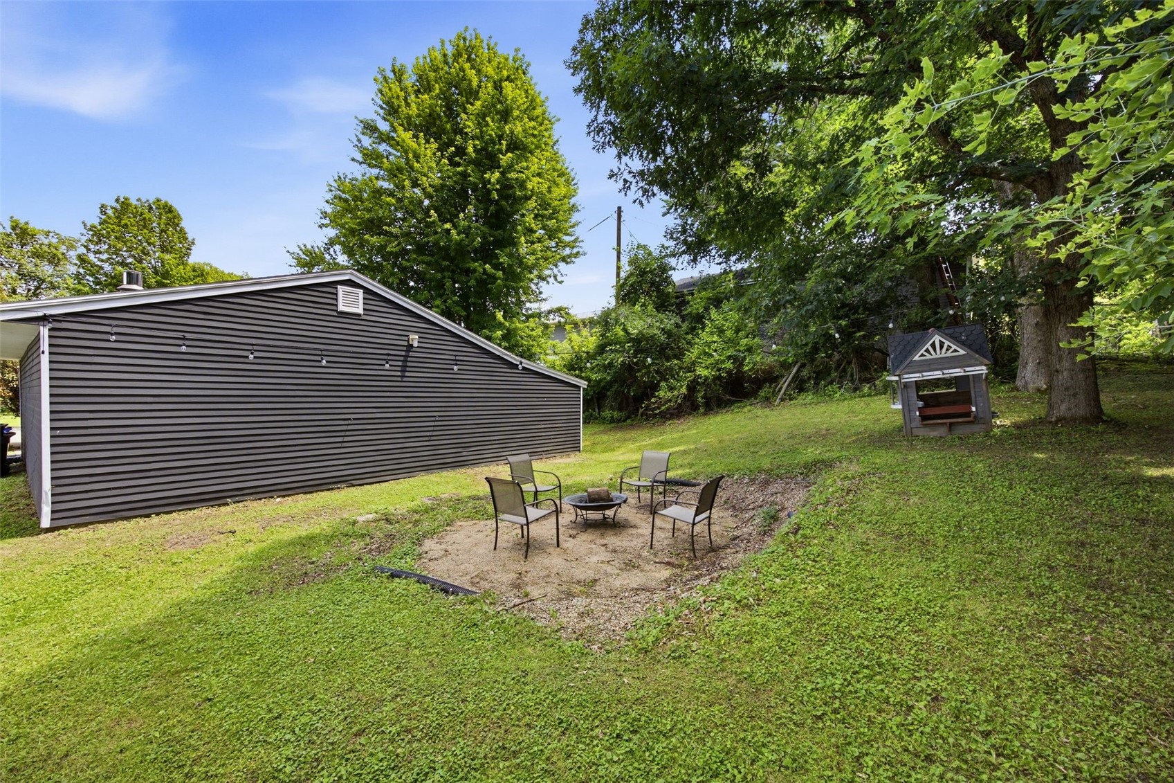 2154 26th Street NW Cedar Rapids IA 52405