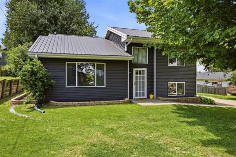 2154 26th Street NW Cedar Rapids IA 52405