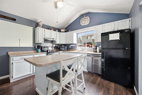2154 26th Street NW Cedar Rapids IA 52405