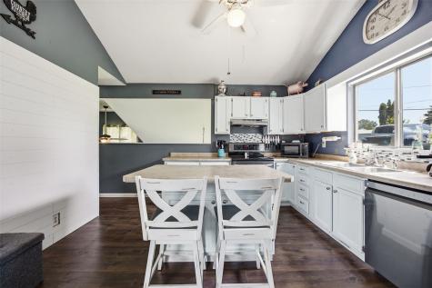 2154 26th Street NW Cedar Rapids IA 52405