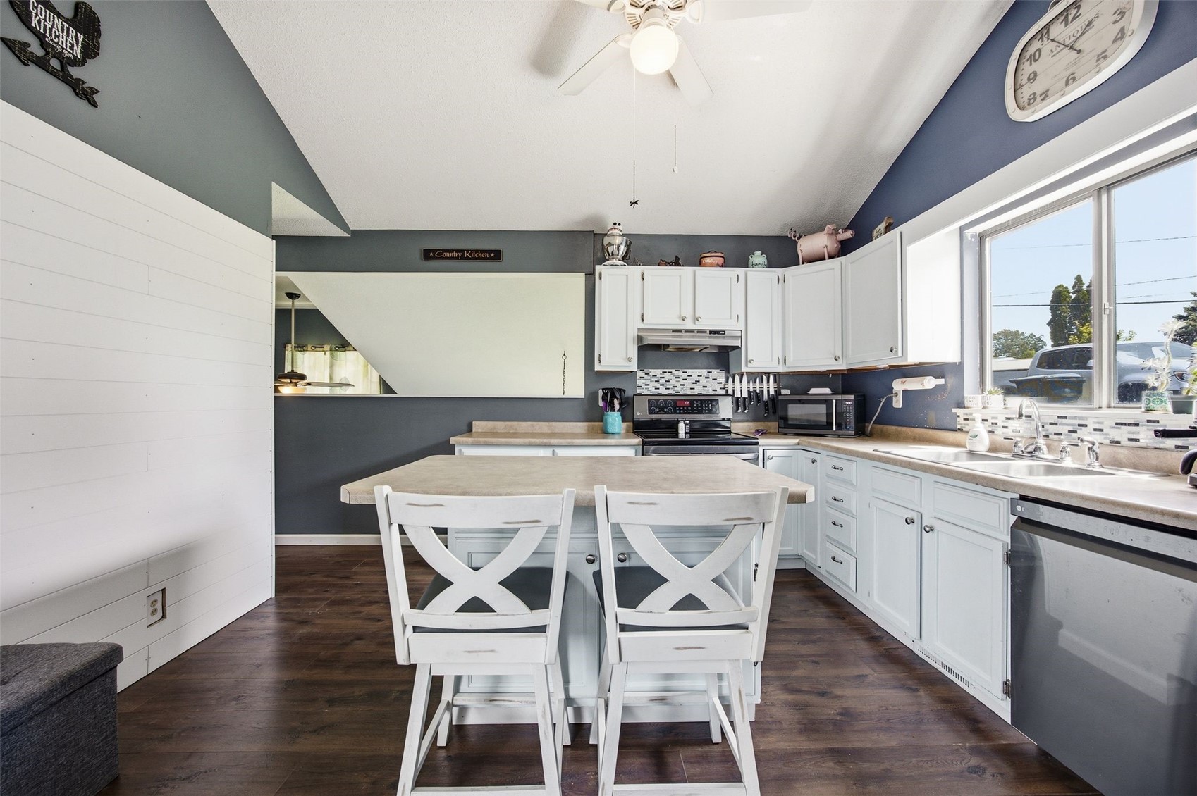 2154 26th Street NW Cedar Rapids IA 52405