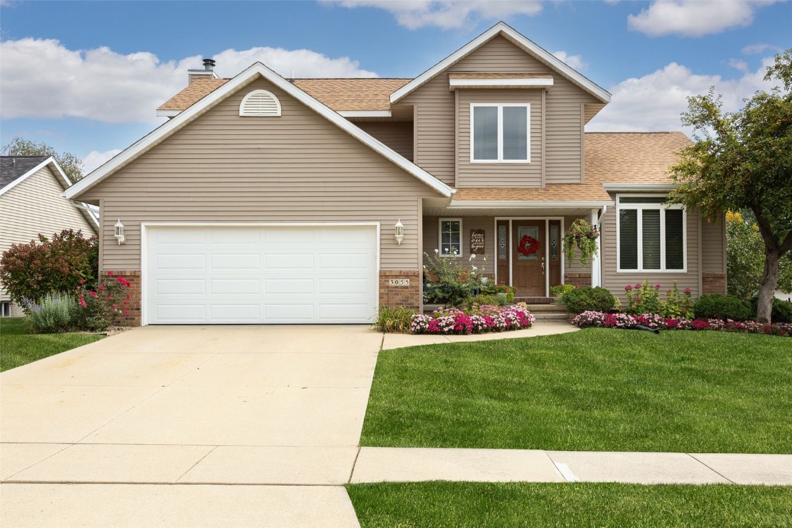 3055 Meadow Glen Street Marion IA 52302