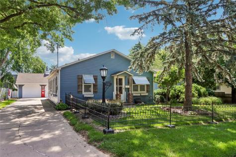 532 Olive Street Iowa City IA 52246