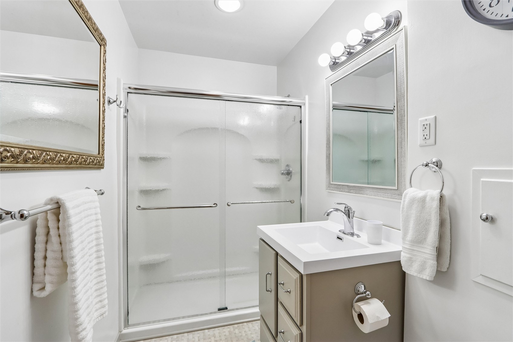 532 Olive Street Iowa City IA 52246