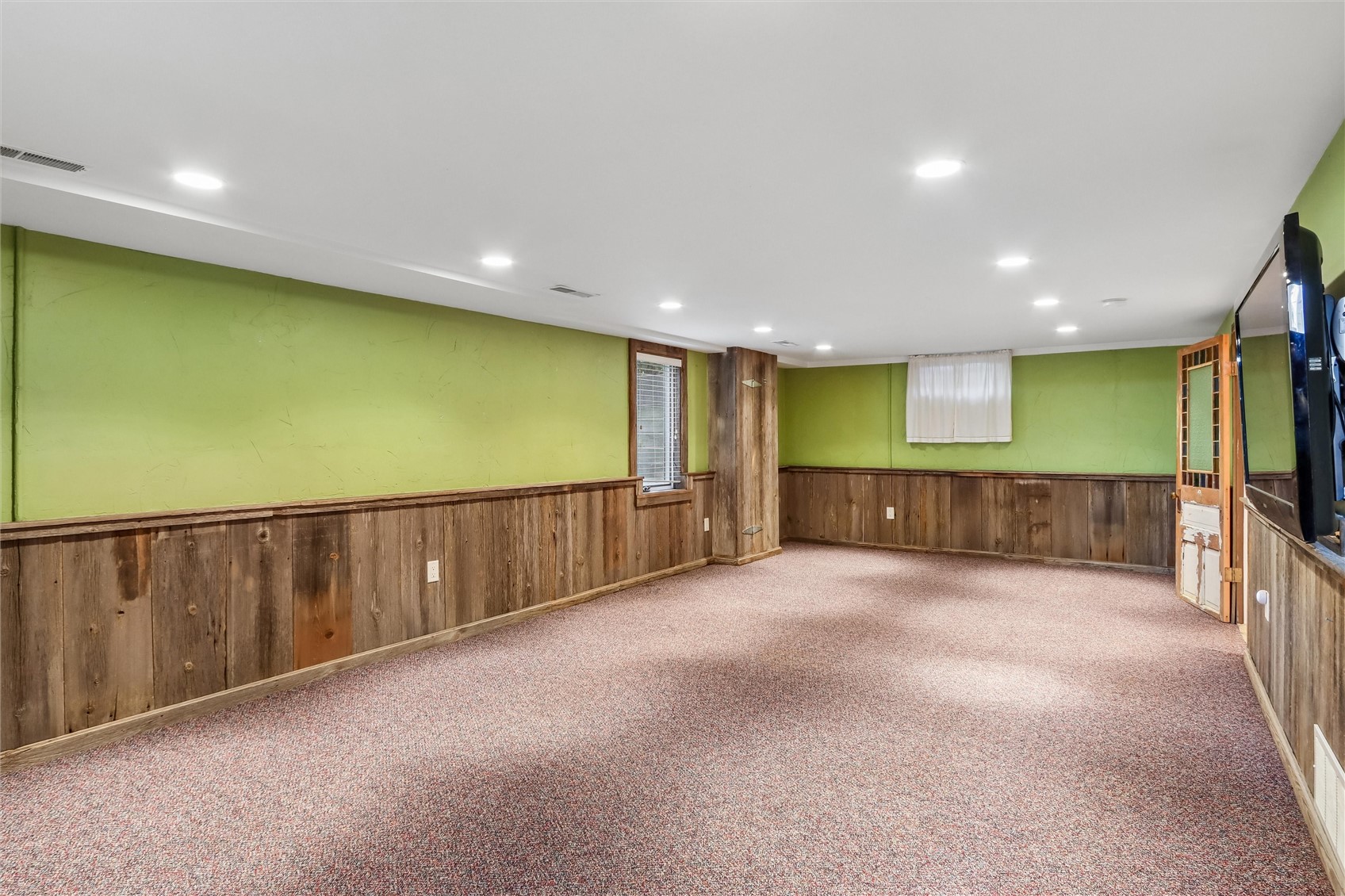 532 Olive Street Iowa City IA 52246