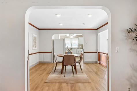 532 Olive Street Iowa City IA 52246