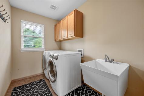 2812 Broken Woods Drive Coralville IA 52241