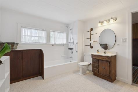 4021 10th Street Marion IA 52302