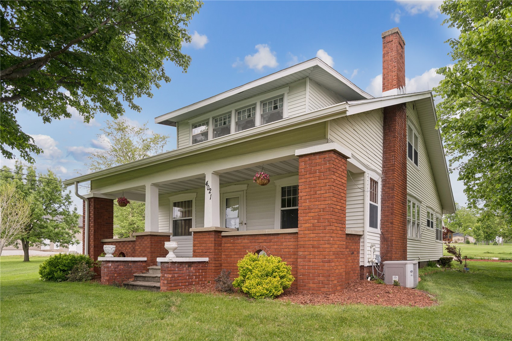 4021 10th Street Marion IA 52302