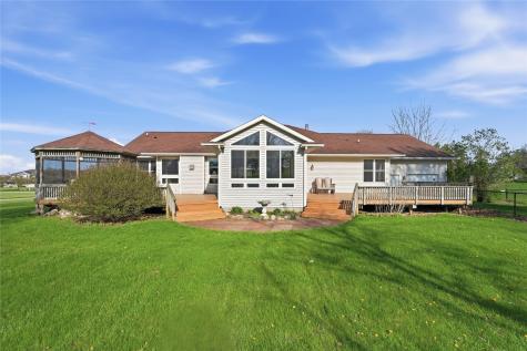6500 White Gate Court Marion IA 52302