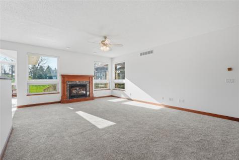 6500 White Gate Court Marion IA 52302