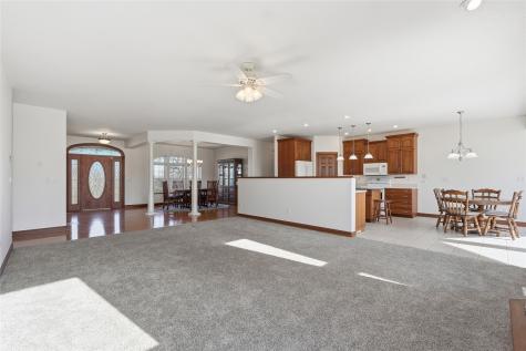 6500 White Gate Court Marion IA 52302