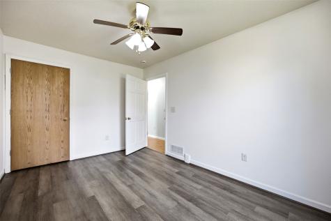1542 Dickenson Lane Iowa City IA 52240