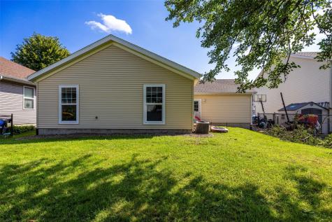 1542 Dickenson Lane Iowa City IA 52240