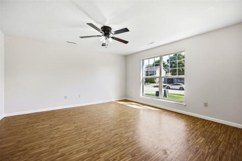 1542 Dickenson Lane Iowa City IA 52240