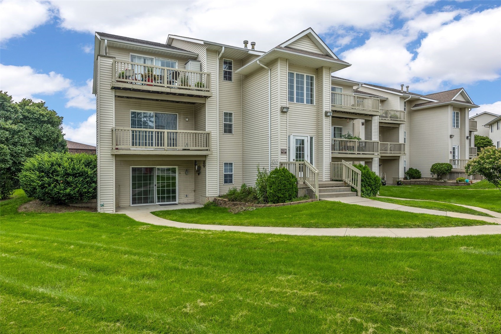 1220 44th Street Marion IA 52302
