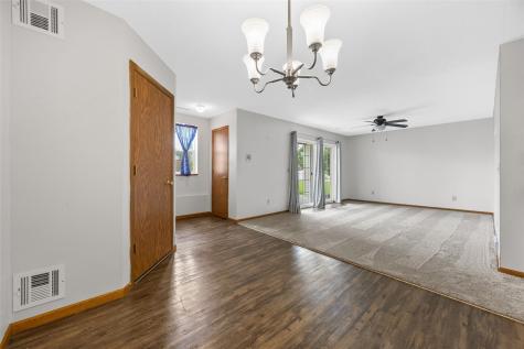 1220 44th Street Marion IA 52302