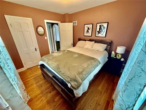 2926 C Avenue NE Cedar Rapids IA 52402