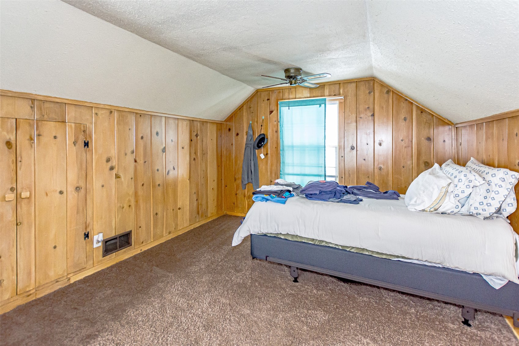 2926 C Avenue NE Cedar Rapids IA 52402