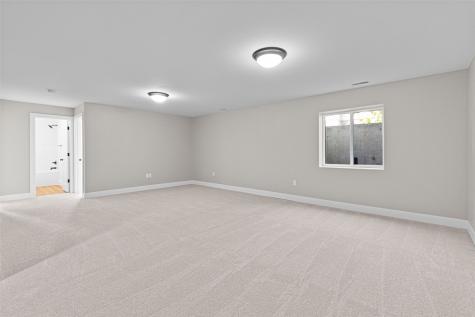284 Pine Grove Lane Iowa City IA 52246