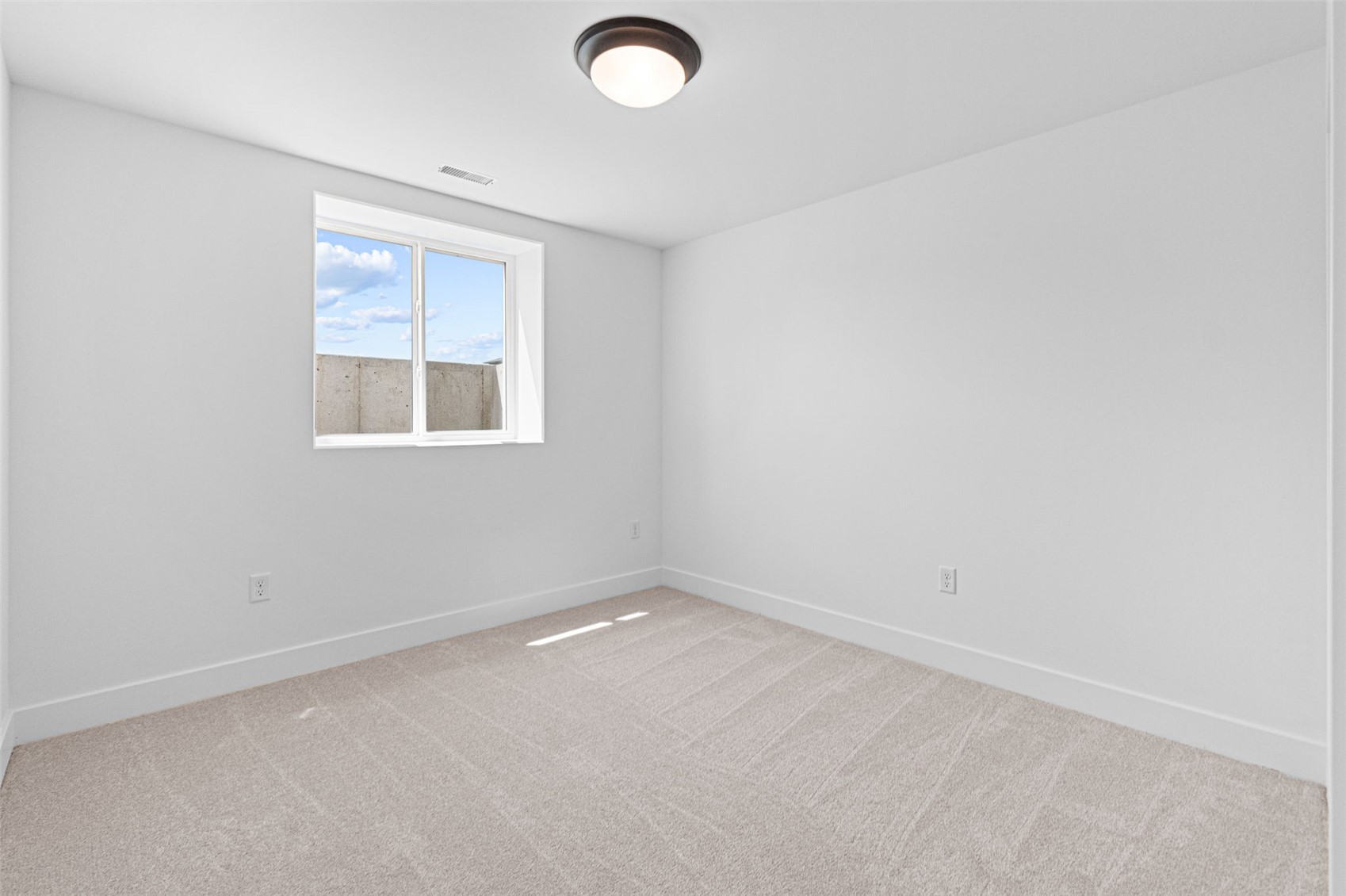 284 Pine Grove Lane Iowa City IA 52246