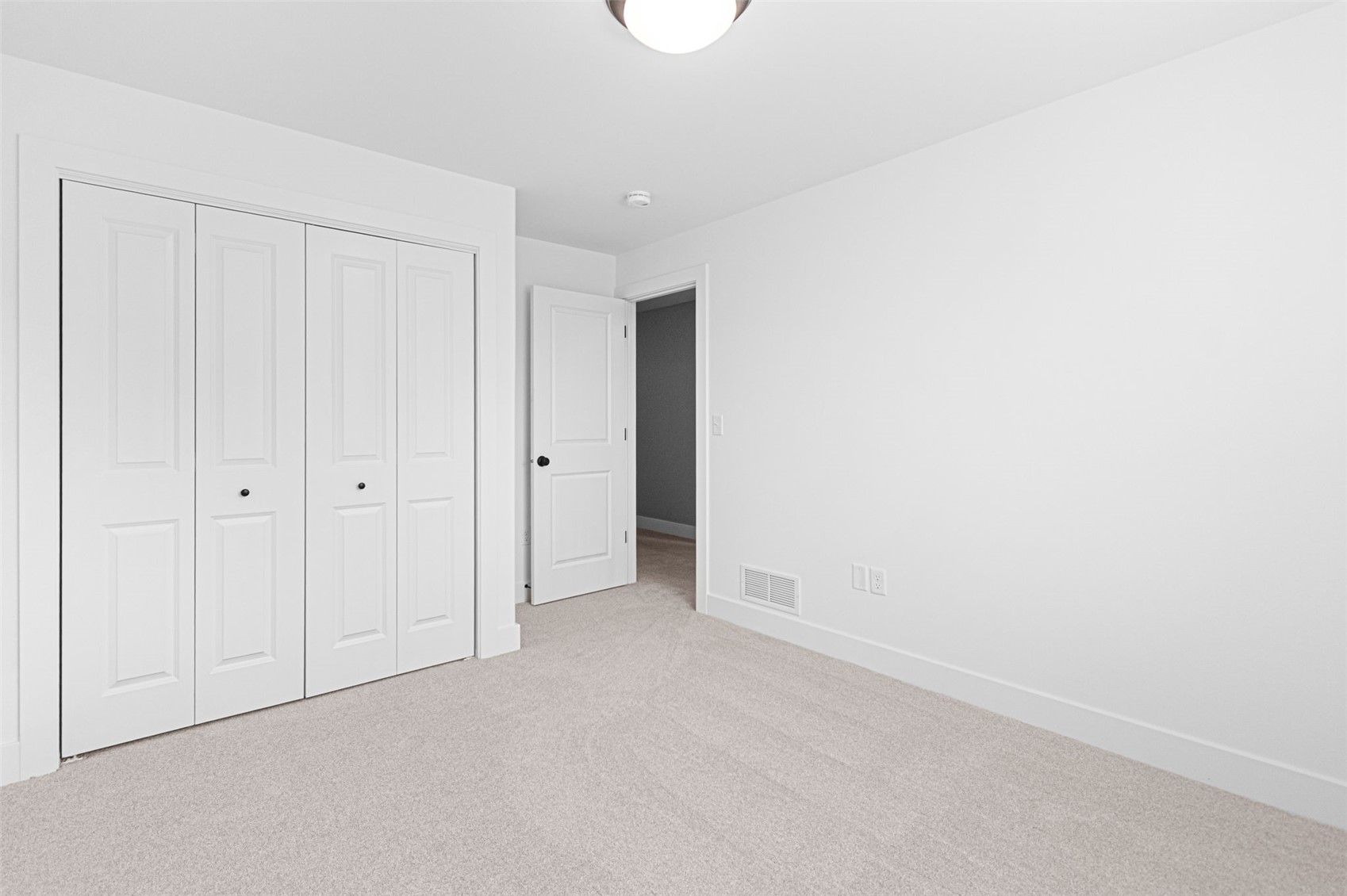 284 Pine Grove Lane Iowa City IA 52246