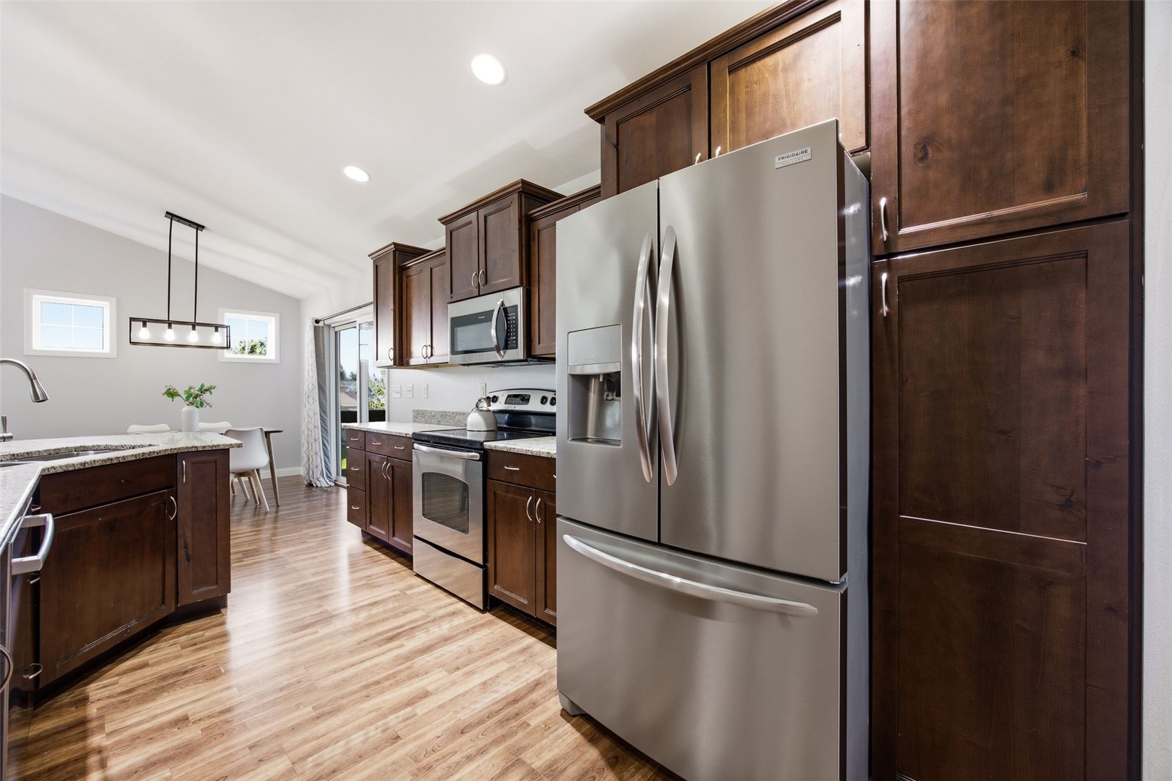 19 Eversull Lane Iowa City IA 52245