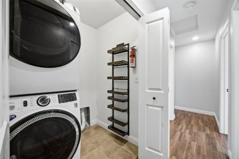 19 Eversull Lane Iowa City IA 52245