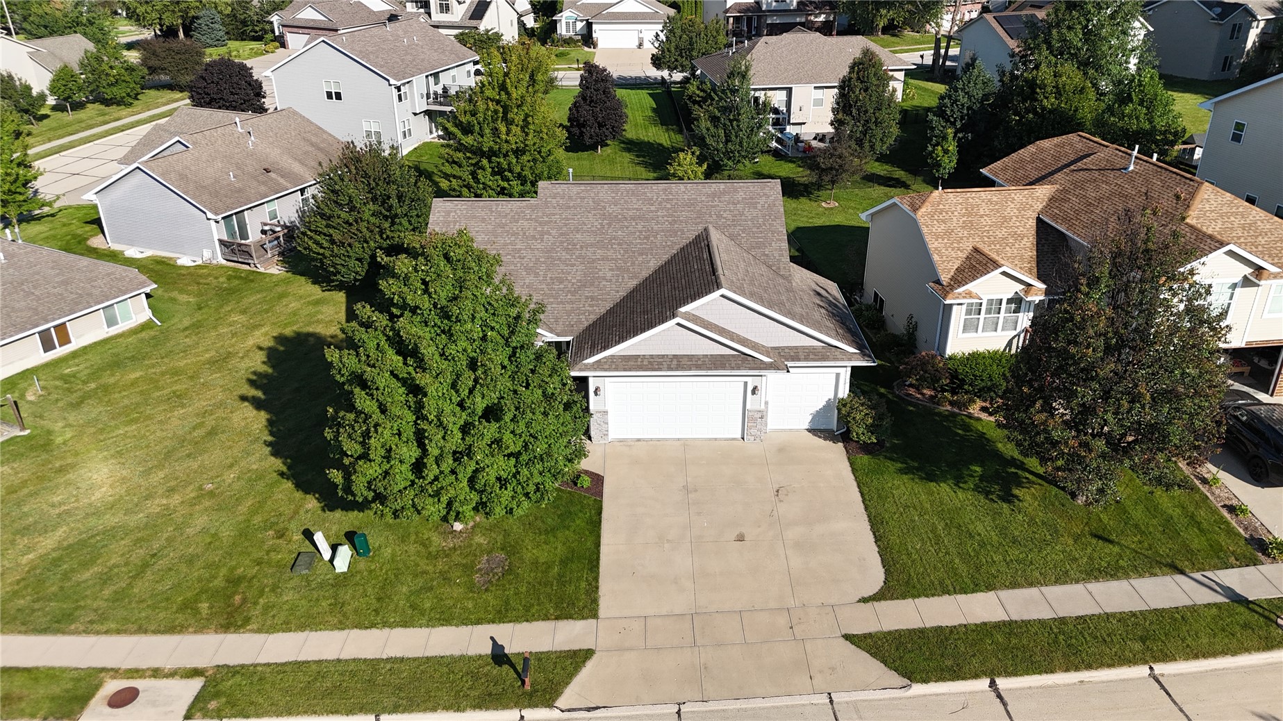 19 Eversull Lane Iowa City IA 52245