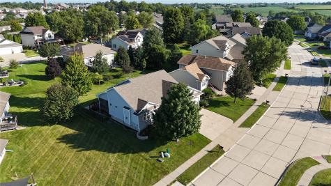 19 Eversull Lane Iowa City IA 52245
